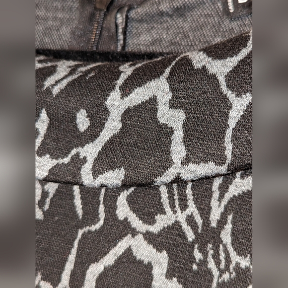 Bellisima black and grey pattern dress, size 8 - Picture 3 of 4